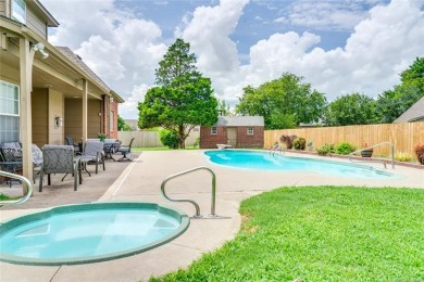 This beautiful 4 bed 3 1/2 bath located in Owasso, Oklahoma in on Bailey Ranch Golf Club in Oklahoma - for sale on GolfHomes.com, golf home, golf lot