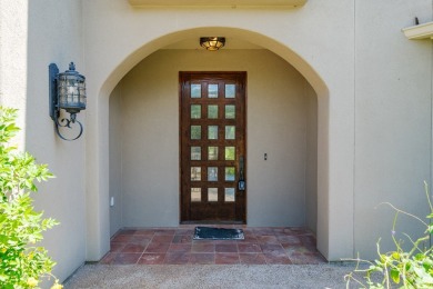 *Fabulous Tropical Oasis!* This gorgeous pool & hot tub with on Rockport Country Club in Texas - for sale on GolfHomes.com, golf home, golf lot