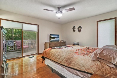 LOCATION IS KEY! Welcome home to this charming one-of-a-kind on Stonehenge Golf Course in Tennessee - for sale on GolfHomes.com, golf home, golf lot