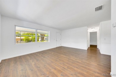 **Charming  Affordable 2-Bedroom Home in the Heart of Citrus on Brentwood Farms Golf Club in Florida - for sale on GolfHomes.com, golf home, golf lot
