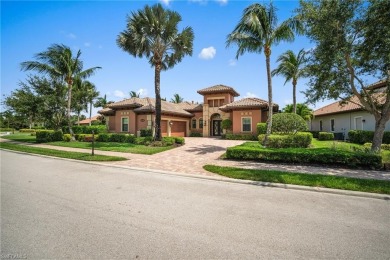 Lakoya at Lely Resort! Stunning updated Pinehurst II with on The Classics Country Club At Lely Resort in Florida - for sale on GolfHomes.com, golf home, golf lot