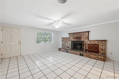 Charming Home with Spacious Yard in a Perfect Location Welcome on Plantation Inn and Golf Resort  in Florida - for sale on GolfHomes.com, golf home, golf lot