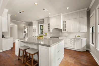 Don't miss this opportunity to live in The Hills in a on The Hills of Lakeway Golf Course in Texas - for sale on GolfHomes.com, golf home, golf lot