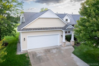 Beautiful end unit condo in The Links of Rolling Meadows! on The Links At Rolling Meadows in Michigan - for sale on GolfHomes.com, golf home, golf lot