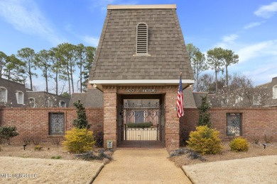 Looking for easy, condominium life just steps away from on Country Club of Jackson in Mississippi - for sale on GolfHomes.com, golf home, golf lot