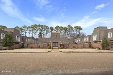 Looking for easy, condominium life just steps away from on Country Club of Jackson in Mississippi - for sale on GolfHomes.com, golf home, golf lot