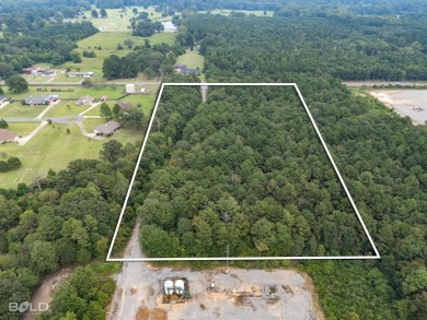 Discover the potential of this exceptional 8.756 acre lot on Meadow Lake Golf Club in Louisiana - for sale on GolfHomes.com, golf home, golf lot