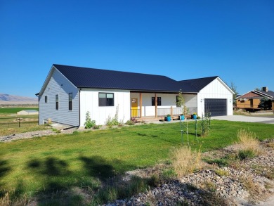 Come home to this gorgeous, well kept, newer home in the coveted on Old Baldy Golf Course in Montana - for sale on GolfHomes.com, golf home, golf lot