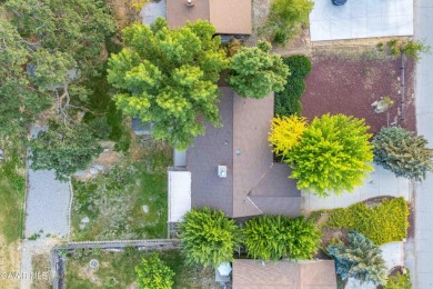 ***LIVE BEAUTIFULLY*** Welcome to this charming 3-bedroom on Oak Tree Country Club in California - for sale on GolfHomes.com, golf home, golf lot