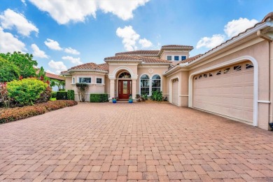 Welcome to this fabulous custom Todd Johnston multi-generational on Ritz-Carlton Members Golf Club in Florida - for sale on GolfHomes.com, golf home, golf lot
