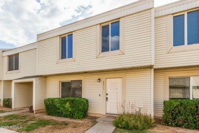 This charming 4-bed, 2.5-bath townhome in Tempe offers a on Ken McDonald Golf Course in Arizona - for sale on GolfHomes.com, golf home, golf lot