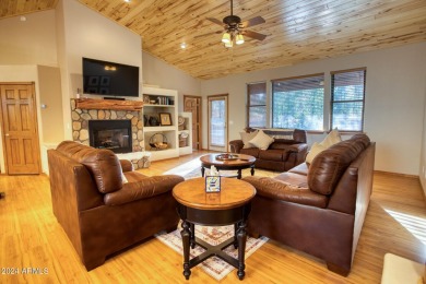 This adorable 3 bedroom, 2 bath home is the perfect fit for a on Torreon Golf Club in Arizona - for sale on GolfHomes.com, golf home, golf lot