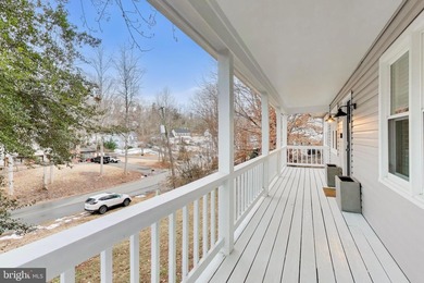 Bright and open one-level living in the fabulous gated community on Aquia Harbour Golf and Country Club in Virginia - for sale on GolfHomes.com, golf home, golf lot