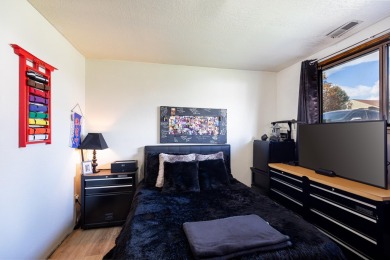 Check out this beautiful 3-bedroom, 3-bathroom home located in a on Dominion Meadows Golf Course in Washington - for sale on GolfHomes.com, golf home, golf lot