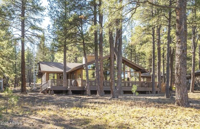 Beautiful SINGLE LEVEL home with panoramic golf course views on Forest Highlands Golf Club - The Canyon in Arizona - for sale on GolfHomes.com, golf home, golf lot