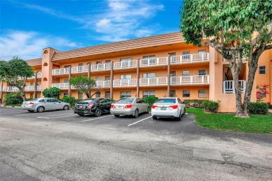 Discover convenience and comfort in this condo unit located in on Sunrise Lakes Phase III in Florida - for sale on GolfHomes.com, golf home, golf lot