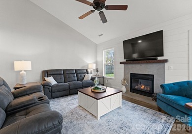 Beautifully renovated and truly move-in ready, this 3-bedroom, 2 on The Tradition Golf Club in North Carolina - for sale on GolfHomes.com, golf home, golf lot