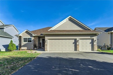 Welcome to this beautiful 3 bedroom rambler.  This well on Southern Hills Golf Club in Minnesota - for sale on GolfHomes.com, golf home, golf lot