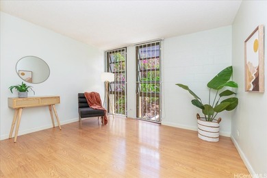 Discover the comfort living in this spacious 3-bedroom condo on Honolulu Country Club in Hawaii - for sale on GolfHomes.com, golf home, golf lot