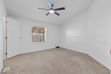 Beautifully maintained 3-bedroom, 2-bathroom home in downtown on Pinehurst Golf Course in Idaho - for sale on GolfHomes.com, golf home, golf lot