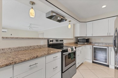 This house was fully updated just a few years ago. This 3 bed 3 on Bobby Jones Golf Club in Florida - for sale on GolfHomes.com, golf home, golf lot