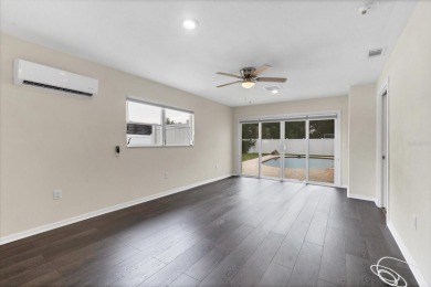 This house was fully updated just a few years ago. This 3 bed 3 on Bobby Jones Golf Club in Florida - for sale on GolfHomes.com, golf home, golf lot