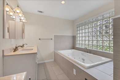 This house was fully updated just a few years ago. This 3 bed 3 on Bobby Jones Golf Club in Florida - for sale on GolfHomes.com, golf home, golf lot