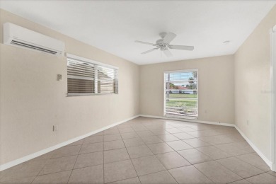 This house was fully updated just a few years ago. This 3 bed 3 on Bobby Jones Golf Club in Florida - for sale on GolfHomes.com, golf home, golf lot