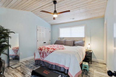 Turn-Key Myrtle Beach Home - Location, Style  Comfort!  Don't on Arcadian Shores Golf Club in South Carolina - for sale on GolfHomes.com, golf home, golf lot