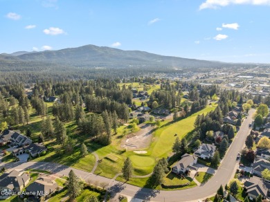Welcome to the Highlands! This spacious 3731SF home offers a on The Highlands Golf Course, LLC in Idaho - for sale on GolfHomes.com, golf home, golf lot