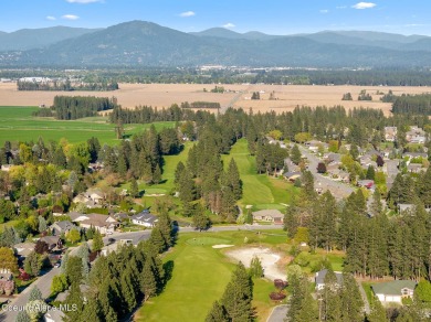 Welcome to the Highlands! This spacious 3731SF home offers a on The Highlands Golf Course, LLC in Idaho - for sale on GolfHomes.com, golf home, golf lot