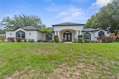 Under contract-accepting backup offers. Owner financing on Silverthorn Country Club in Florida - for sale on GolfHomes.com, golf home, golf lot