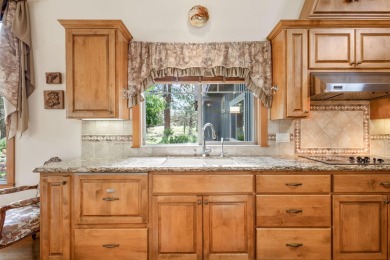 Single level living overlooking 4th fairway at award winning on Aspen Lakes Golf Course in Oregon - for sale on GolfHomes.com, golf home, golf lot