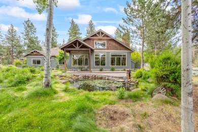 Single level living overlooking 4th fairway at award winning on Aspen Lakes Golf Course in Oregon - for sale on GolfHomes.com, golf home, golf lot