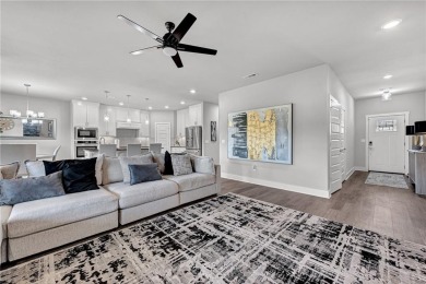 Tucked into the wooded hills of Bella Vista, this home delivers on Bella Vista Country Club - Highlands in Arkansas - for sale on GolfHomes.com, golf home, golf lot