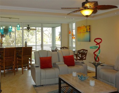 Desirable F Model! This stunning 3/2 and half offers a blend of on Palm-Aire Country Club and Resort - Palms in Florida - for sale on GolfHomes.com, golf home, golf lot