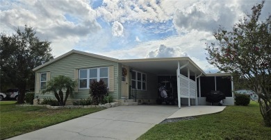 2-BEDROOM 2 BATH home, beautifully remodeled home with bonus on Zellwood Station Country Club in Florida - for sale on GolfHomes.com, golf home, golf lot