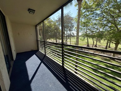 Beautifully maintained 2-bedroom, 2-bath condo in the desirable on  in Florida - for sale on GolfHomes.com, golf home, golf lot