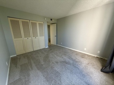 Beautifully maintained 2-bedroom, 2-bath condo in the desirable on  in Florida - for sale on GolfHomes.com, golf home, golf lot