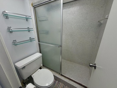 Beautifully maintained 2-bedroom, 2-bath condo in the desirable on  in Florida - for sale on GolfHomes.com, golf home, golf lot