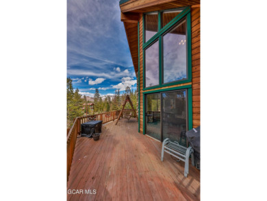 This classic Columbine Lake mountain home is a 4BR/ 4BA with on Grand Lake Golf Course in Colorado - for sale on GolfHomes.com, golf home, golf lot