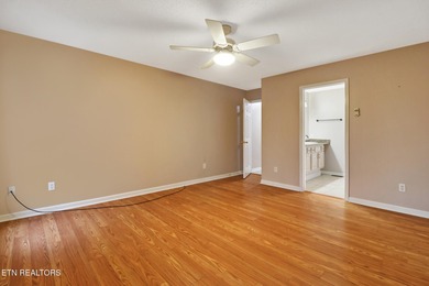 Welcome home to this inviting 3-bedroom, 2-bath split-bedroom on Druid Hills Golf Club in Tennessee - for sale on GolfHomes.com, golf home, golf lot