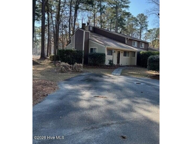 You won't want to miss this beautiful end-unit, single-level on River Bend Golf and Country Club in North Carolina - for sale on GolfHomes.com, golf home, golf lot