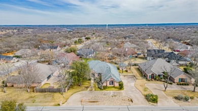 New Listing in Pecan Plantation! Spacious 3-2-2, brick, great on Pecan Plantation Country Club in Texas - for sale on GolfHomes.com, golf home, golf lot