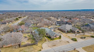 New Listing in Pecan Plantation! Spacious 3-2-2, brick, great on Pecan Plantation Country Club in Texas - for sale on GolfHomes.com, golf home, golf lot