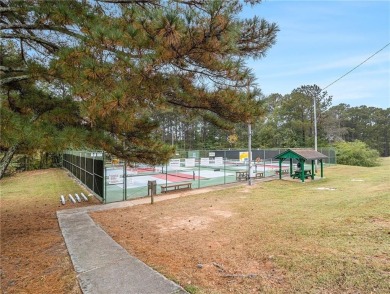 Stunning New Construction at 811 Whippoorwill Road, Monticello on Turtle Cove Golf Course in Georgia - for sale on GolfHomes.com, golf home, golf lot