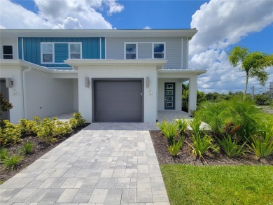 Under contract-accepting backup offers. Welcome to Spectrum, the on Reunion Resort Golf Course in Florida - for sale on GolfHomes.com, golf home, golf lot
