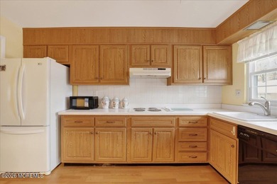 Welcome to this move-in ready attached end-unit located in the on Leisure Village East in New Jersey - for sale on GolfHomes.com, golf home, golf lot