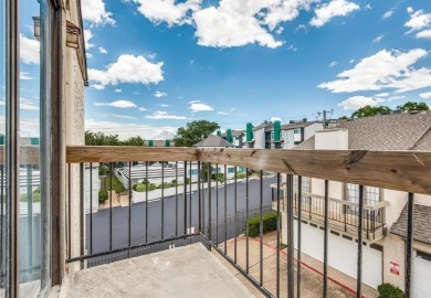 Versatile Condo Investment - Optimal for Occupancy or Rental on Royal Oaks Country Club in Texas - for sale on GolfHomes.com, golf home, golf lot