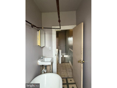 This is an incredible deal! This home features an open living on Clifton Park Golf Course in Maryland - for sale on GolfHomes.com, golf home, golf lot